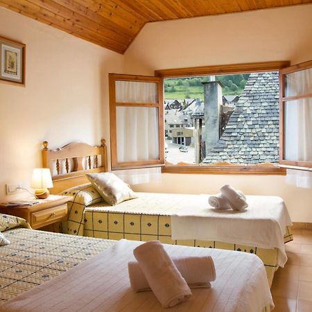 Hostal Aiguamog Salardú Екстериор снимка