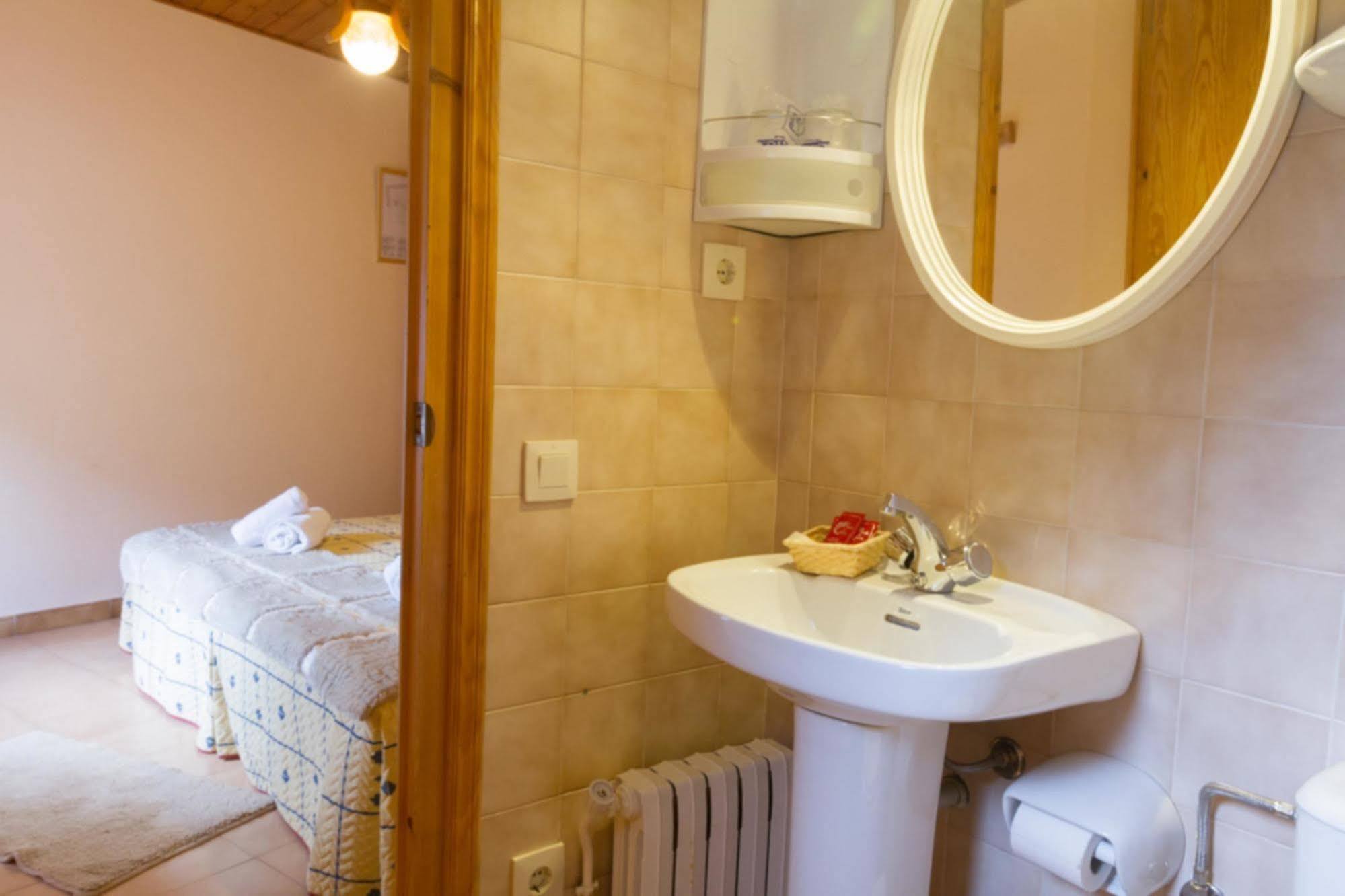 Hostal Aiguamog Salardú Екстериор снимка