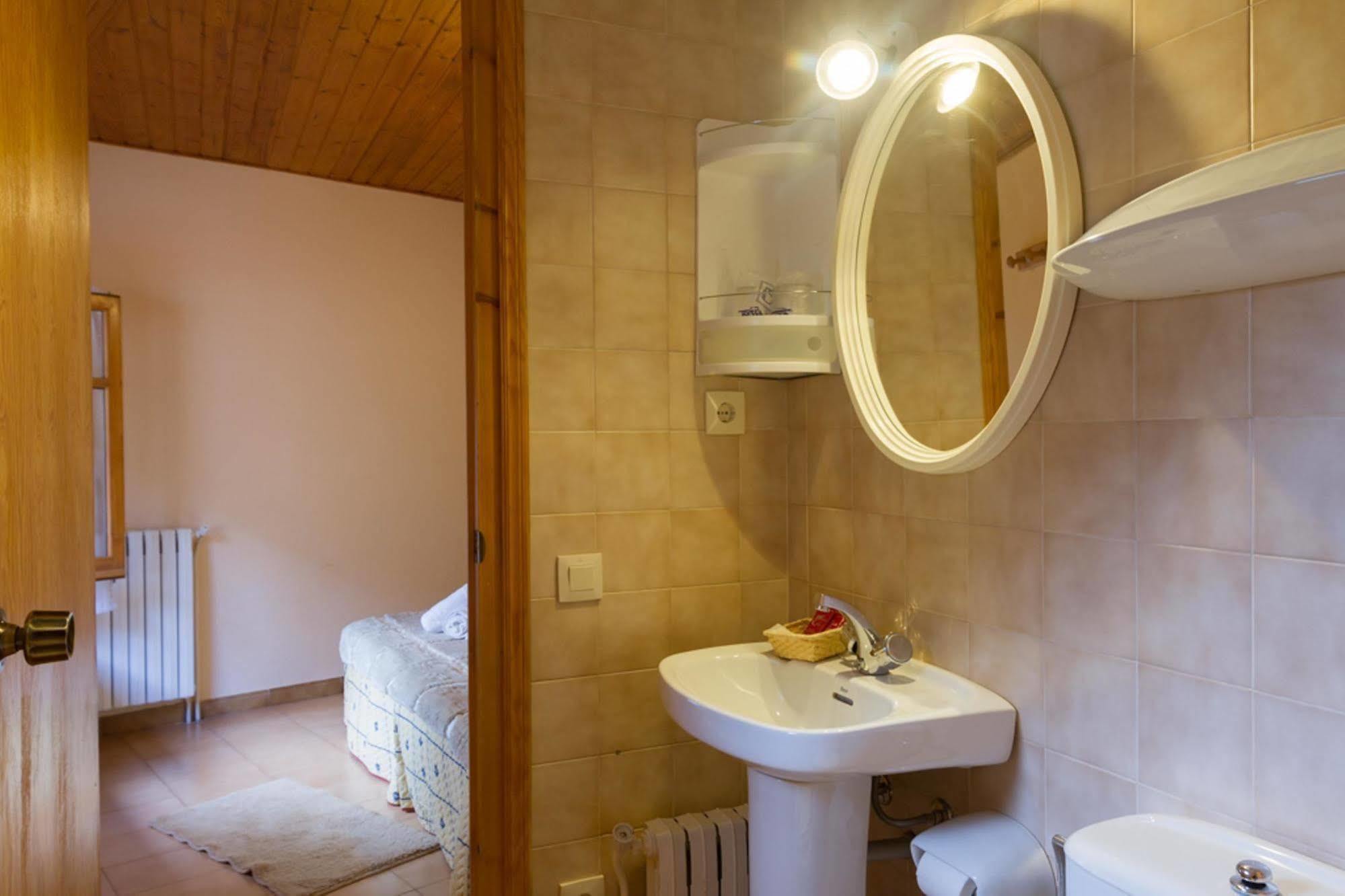 Hostal Aiguamog Salardú Екстериор снимка
